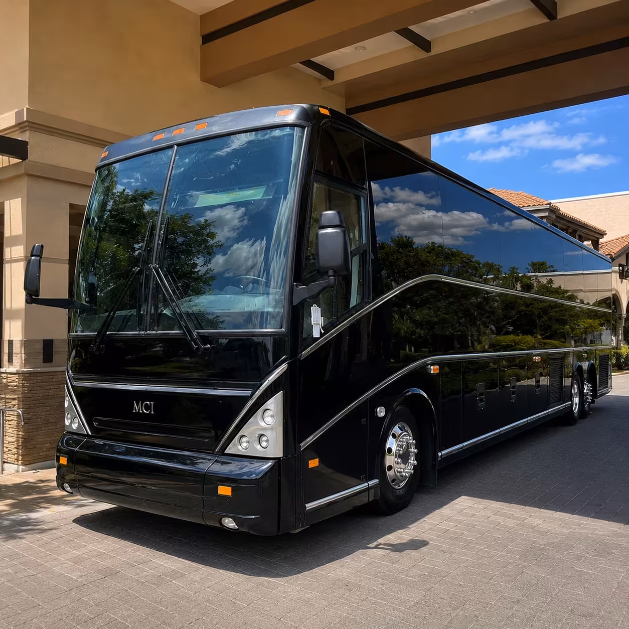 corporate shuttle buses for simi valley s business corridors